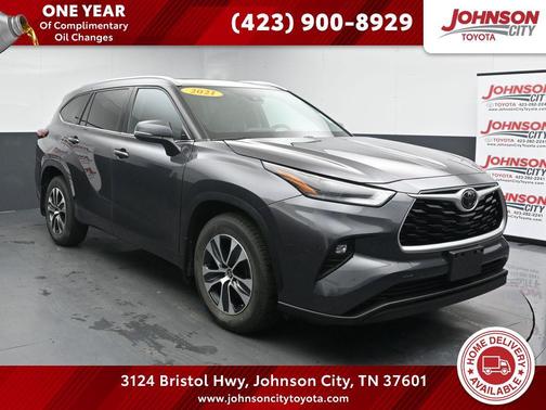 Magnetic Gray Metallic 2021 Toyota Highlander XLE
