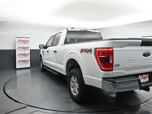 Oxford White 2022 Ford F-150 XLT