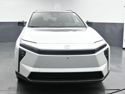 Pearl 2026 Toyota bZ Limited