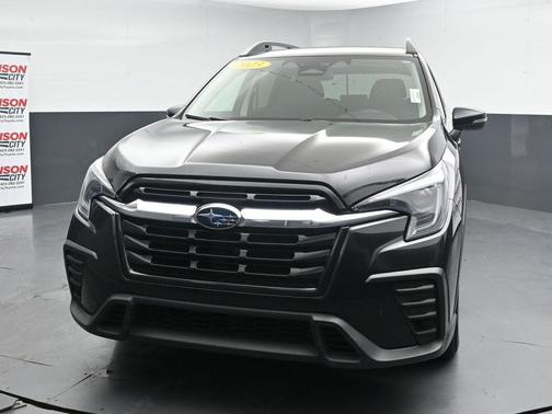 Crystal Black Silica 2023 Subaru Ascent Premium 8-Passenger