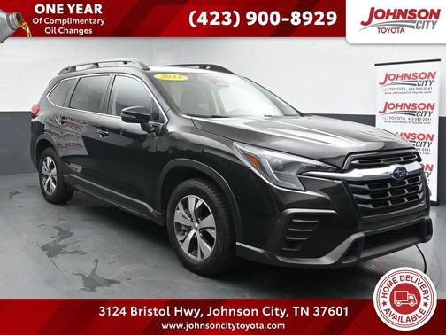 Crystal Black Silica 2023 Subaru Ascent Premium 8-Passenger