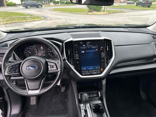 Crystal Black Silica 2023 Subaru Ascent Premium 8-Passenger
