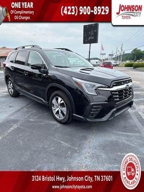 Crystal Black Silica 2023 Subaru Ascent Premium 8-Passenger