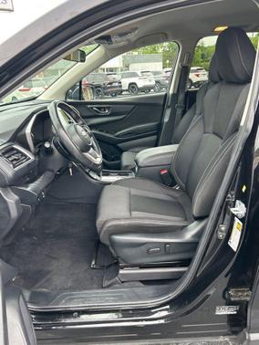 Crystal Black Silica 2023 Subaru Ascent Premium 8-Passenger
