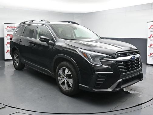 Crystal Black Silica 2023 Subaru Ascent Premium 8-Passenger