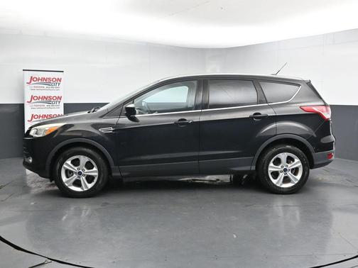 Ruby Red Metallic Tinted Clearcoat 2015 Ford Escape SE