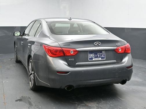 2016 INFINITI Q50 Hybrid Base