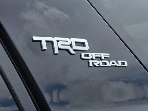 Midnight Black Metallic 2024 Toyota 4Runner TRD Off Road