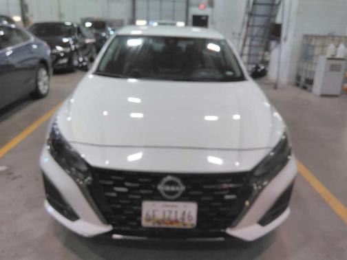 2023 Nissan Altima SR FWD