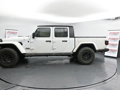 2022 Jeep Gladiator Sport S