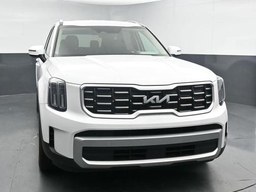 Glacial White Pearl 2024 Kia Telluride S