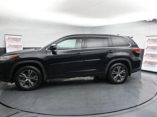 2017 Toyota Highlander LE Plus