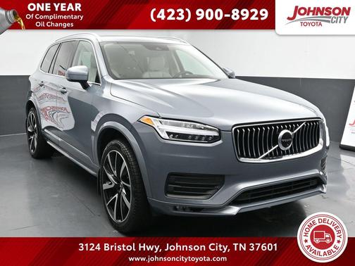 2022 Volvo XC90 T6 Momentum