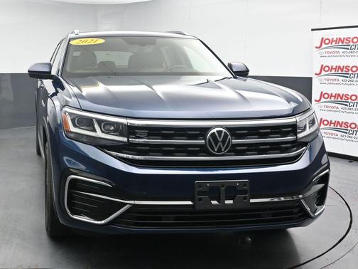 Tourmaline Blue Metallic 2021 Volkswagen Atlas Cross Sport 3.6L V6 SE w/Technology R-Line