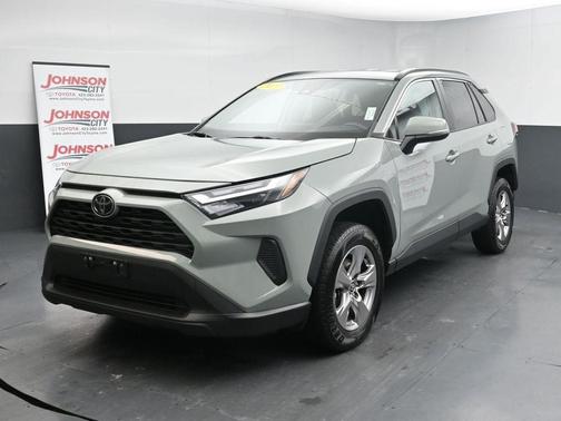 2023 Toyota RAV4 XLE