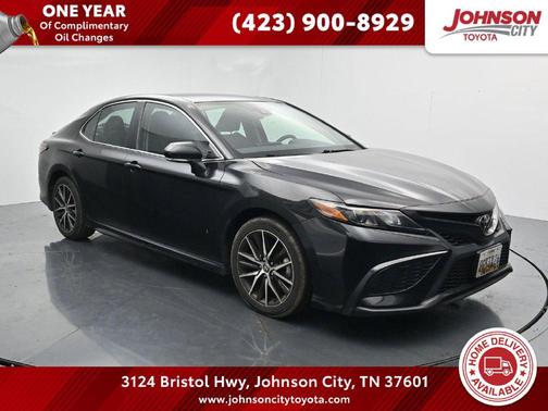 Midnight Black Metallic 2024 Toyota Camry SE