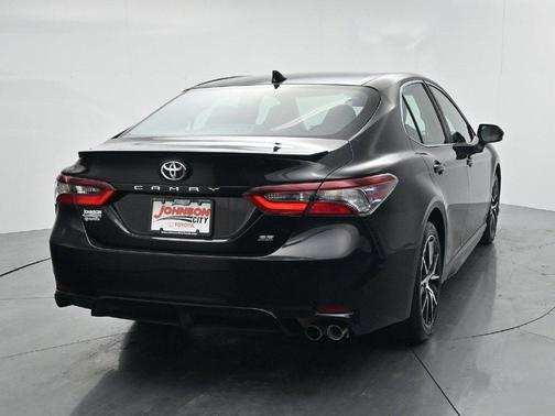 Midnight Black Metallic 2024 Toyota Camry SE