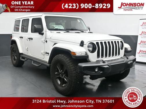 2023 Jeep Wrangler 4-Door Sahara Altitude 4x4