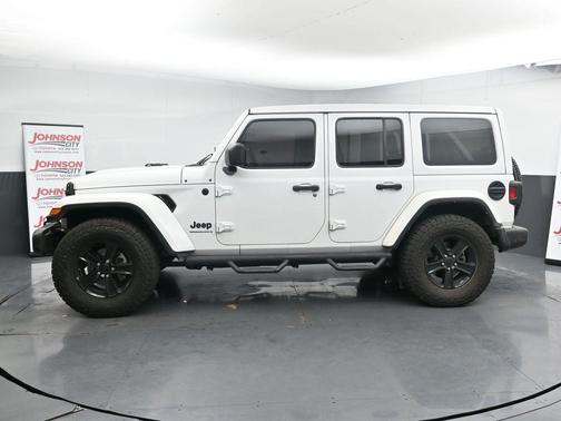 2023 Jeep Wrangler 4-Door Sahara Altitude 4x4