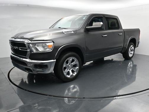 Granite Crystal Metallic Clearcoat 2019 RAM 1500 Big Horn