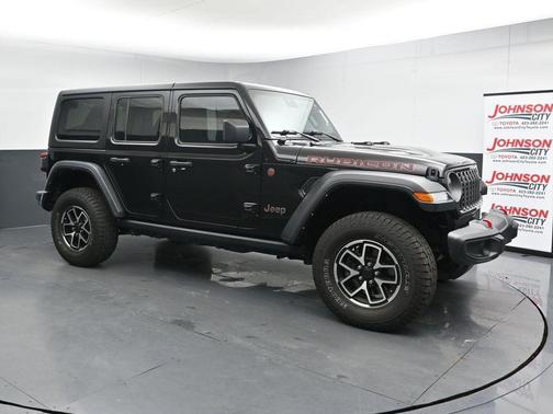 Black Clearcoat 2024 Jeep Wrangler Rubicon