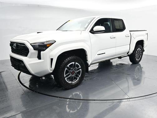 Ice Cap 2024 Toyota Tacoma TRD Sport