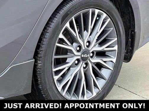 Gravity Gray 2023 Kia Forte GT-Line