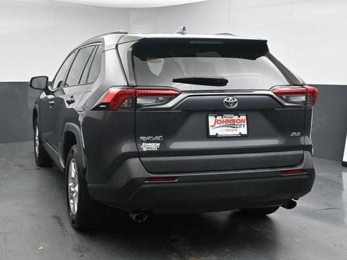 Magnetic Gray Metallic 2020 Toyota RAV4 XLE