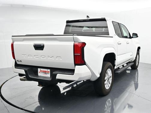 Ice Cap 2024 Toyota Tacoma SR5