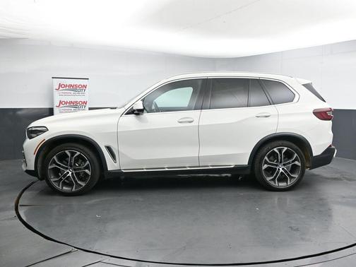 Alpine White 2022 BMW X5 xDrive40i
