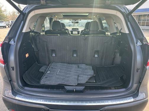 Magnetite Gray Metallic 2022 Subaru Ascent Limited 7-Passenger