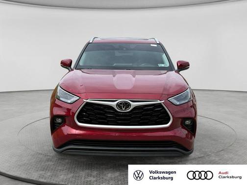 Ruby Flare Pearl 2022 Toyota Highlander XLE