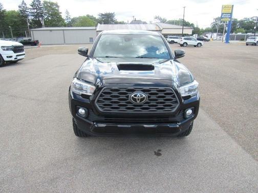 2020 Toyota Tacoma TRD Sport