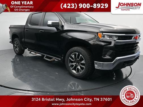 Black 2022 Chevrolet Silverado 1500 LT