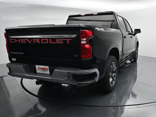Black 2022 Chevrolet Silverado 1500 LT