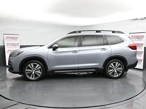 2022 Subaru Ascent Limited 8-Passenger