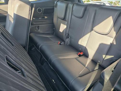 2024 Subaru Ascent Limited 8-Passenger