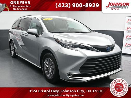 2024 Toyota Sienna XLE