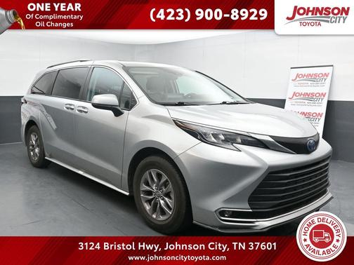 2024 Toyota Sienna XLE