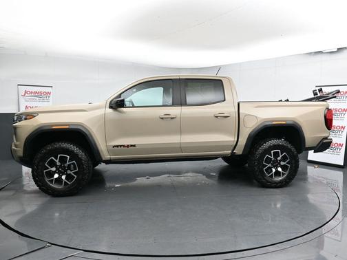 2024 GMC Canyon AT4X