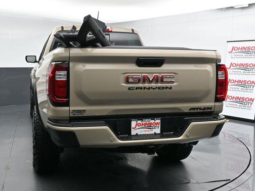 2024 GMC Canyon AT4X