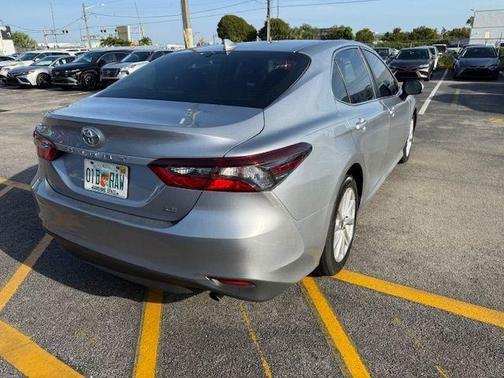 2022 Toyota Camry LE