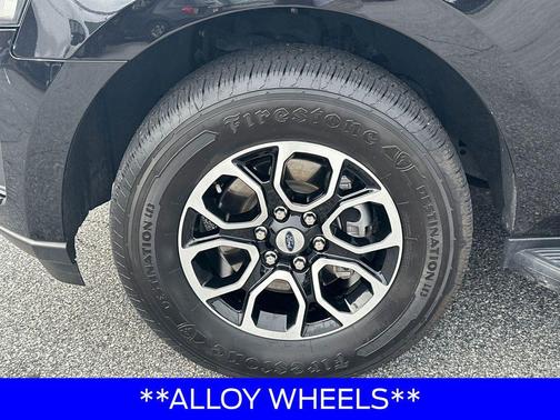 Agate Black Metallic 2024 Ford Expedition Max XLT