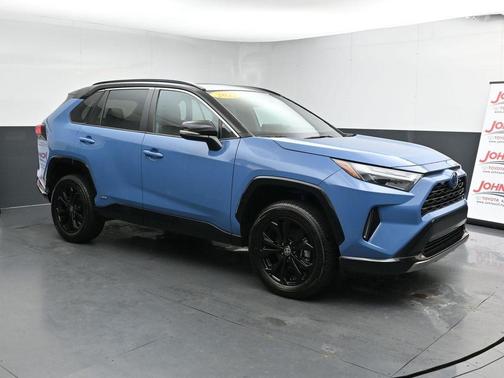 2023 Toyota RAV4 Hybrid SE