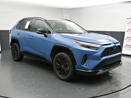 2023 Toyota RAV4 Hybrid SE