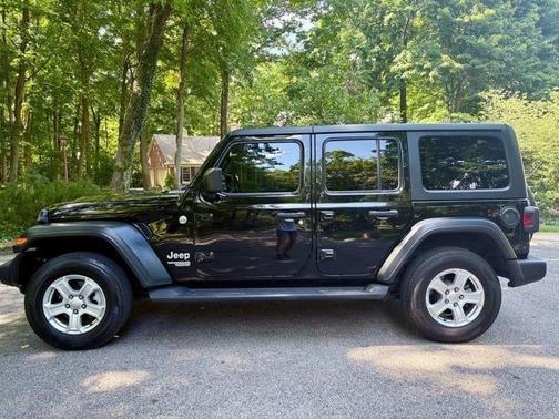 2020 Jeep Wrangler Unlimited Sport
