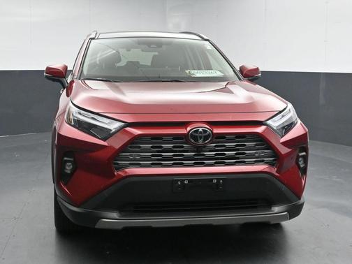Pearl 2025 Toyota RAV4 Limited