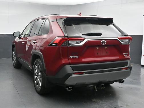 Pearl 2025 Toyota RAV4 Limited