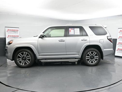 Classic Silver Metallic 2022 Toyota 4Runner Limited
