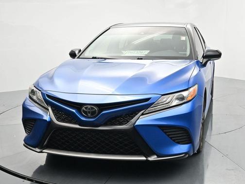 02qq 2019 Toyota Camry XSE